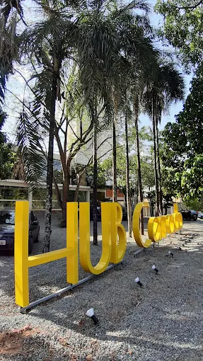 Letreiro Hub Cerrado